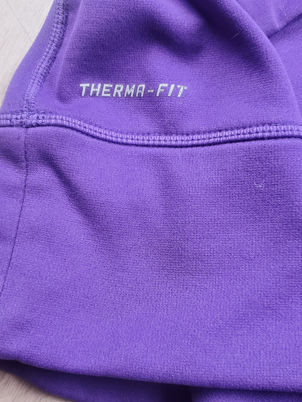 Nike Therma-Fit Pullover Hoodie Women’s Medium Purple Gray Swoosh Sweatshirt - Picture 8 of 11